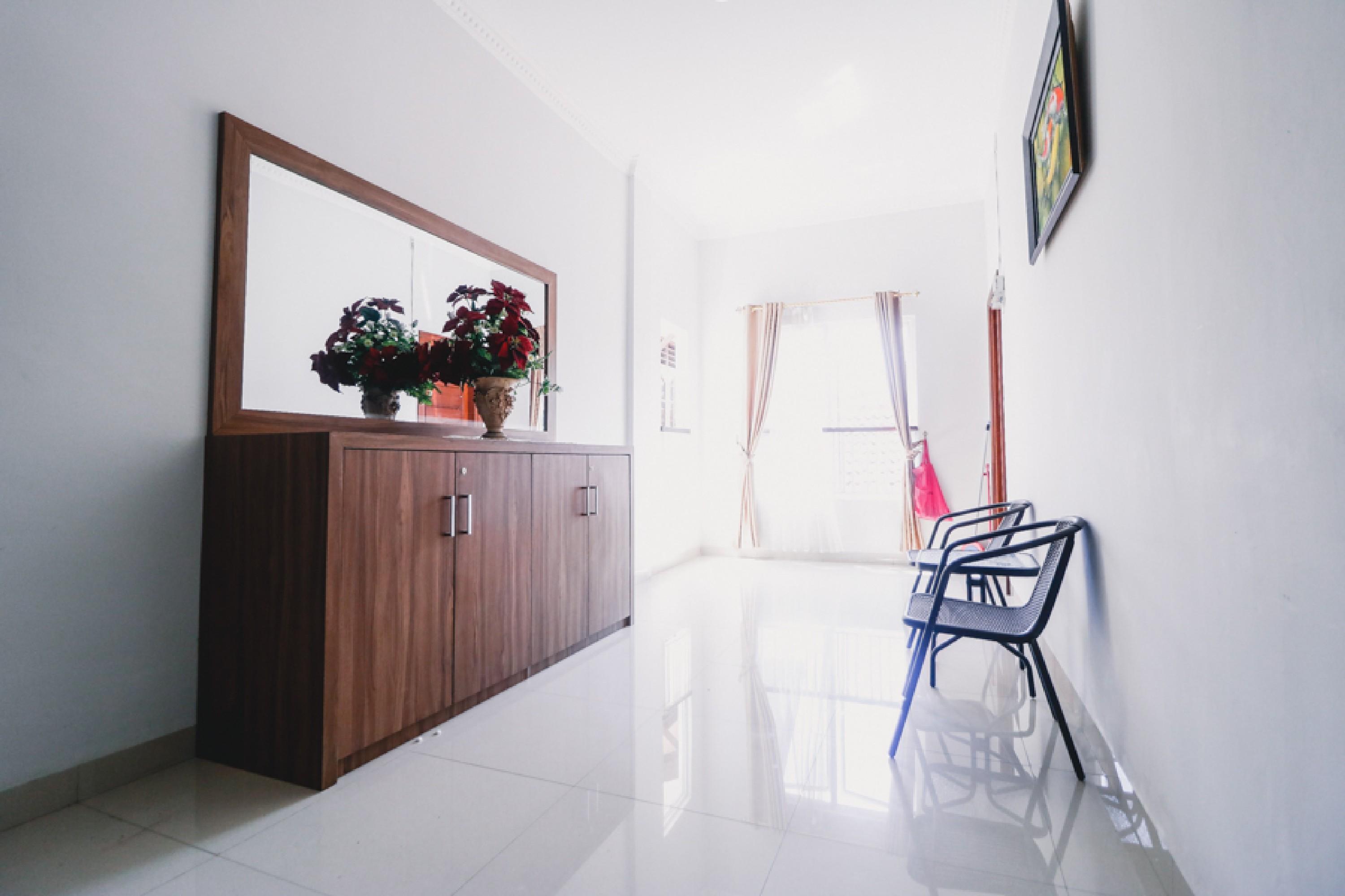 Reddoorz Near Hermes Place Polonia Medan Kültér fotó
