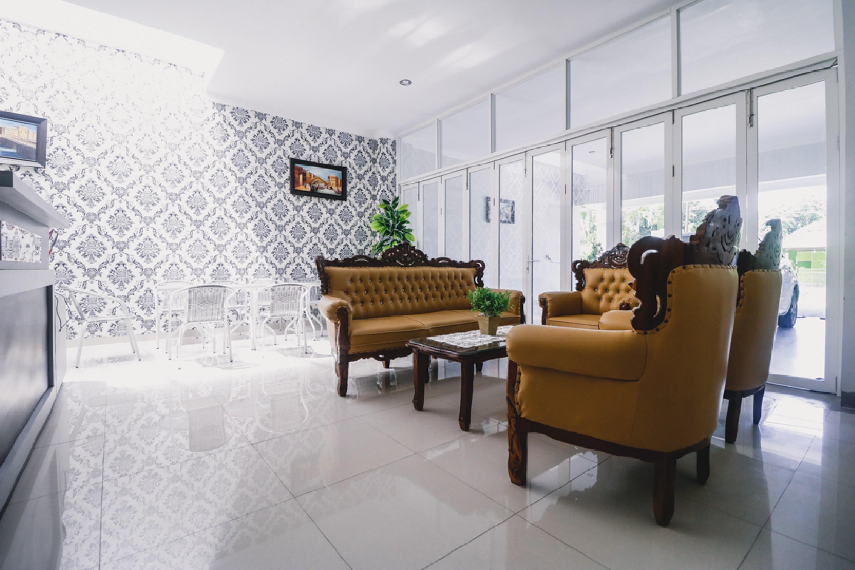 Reddoorz Near Hermes Place Polonia Medan Kültér fotó